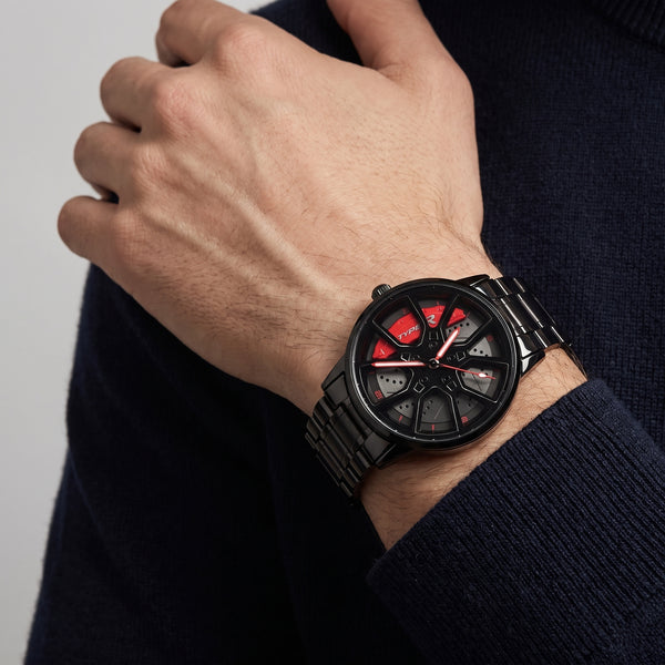 Honda Type R Uhr am Handgelenk getragen