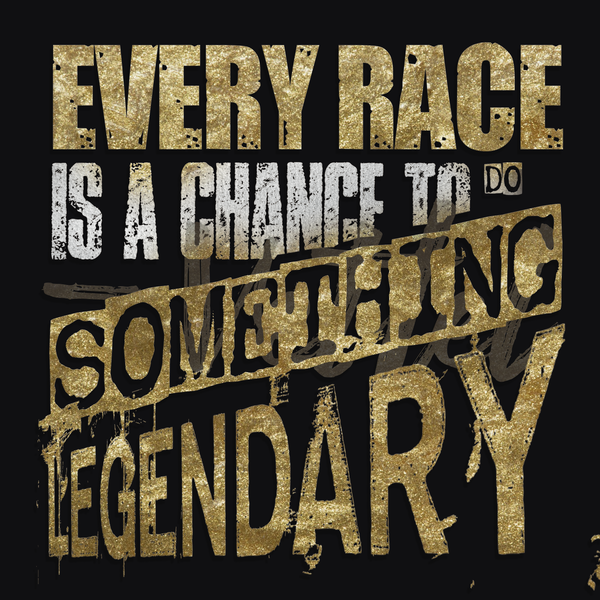 Citation racing dorée et blanche sur fond noir. Design typographique texturé et puissant