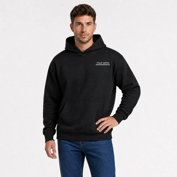 Sweat Alpine A110 Col De Turini noir vu de face en plan rapproché avec logo Tourismo