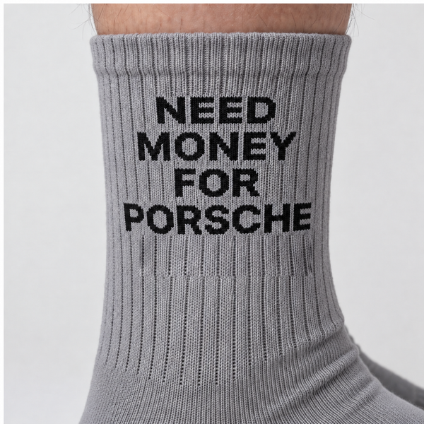 Need Money For Porsche Socken, grau