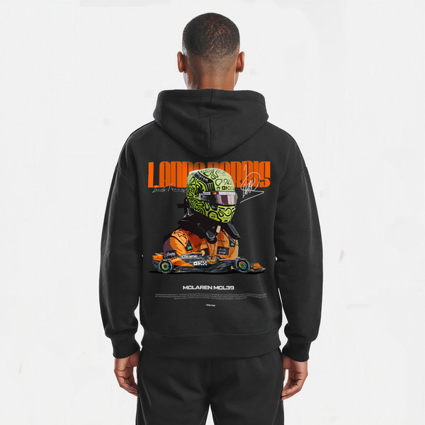 Sweat noir F1 Lando Norris Signature, gros plan sur le design dos avec casque vert fluo et monoplace McLaren