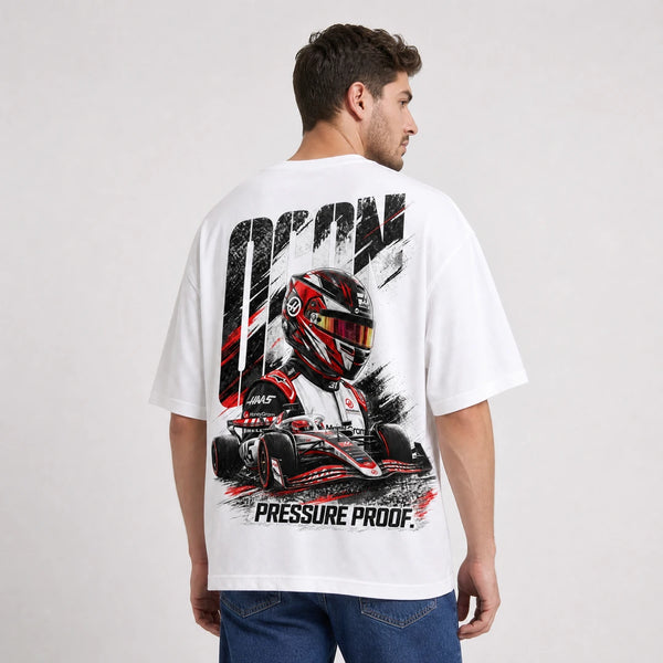 T-shirt F1 Esteban Ocon Signature blanc avec pilote et monoplace vus de dos