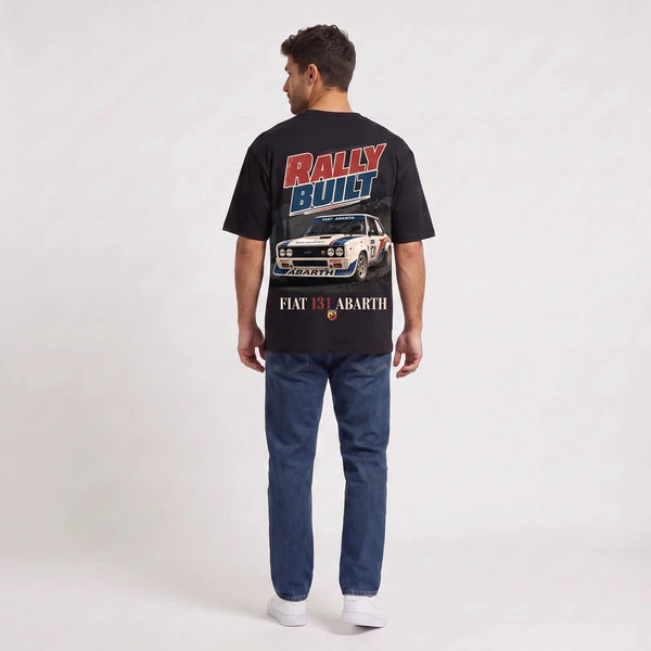T-shirt Fiat 131 Abarth noir porté de dos en plan large